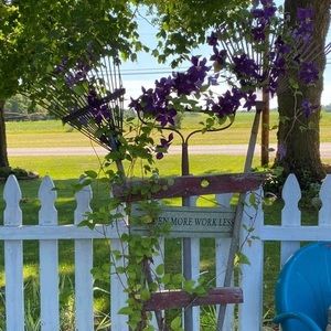 Meet your Posher, Janet